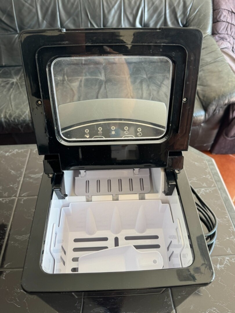 ledovač Sencore SIM 3000BK - 2