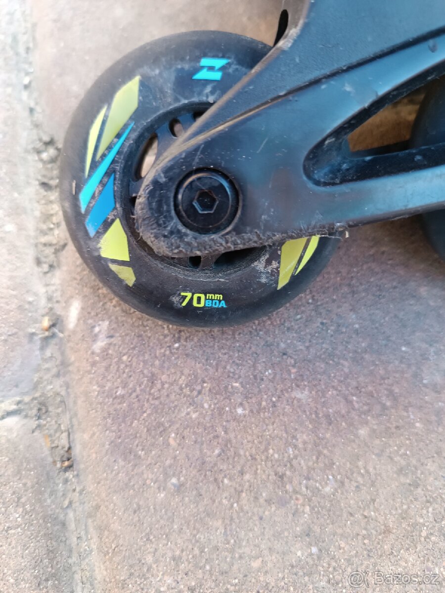 Kolečkové brusle Zealot - 2