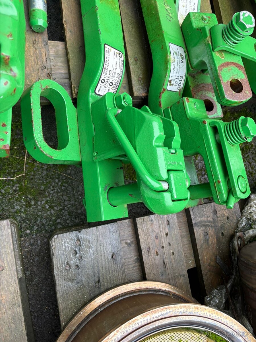 John Deere táhlo - 2