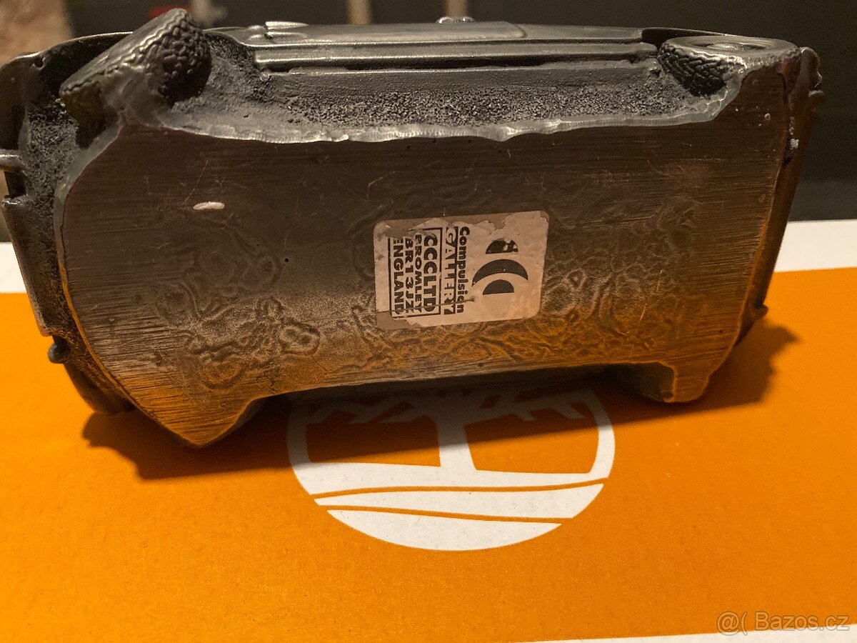 Mini Cooper – kovová socha - 2