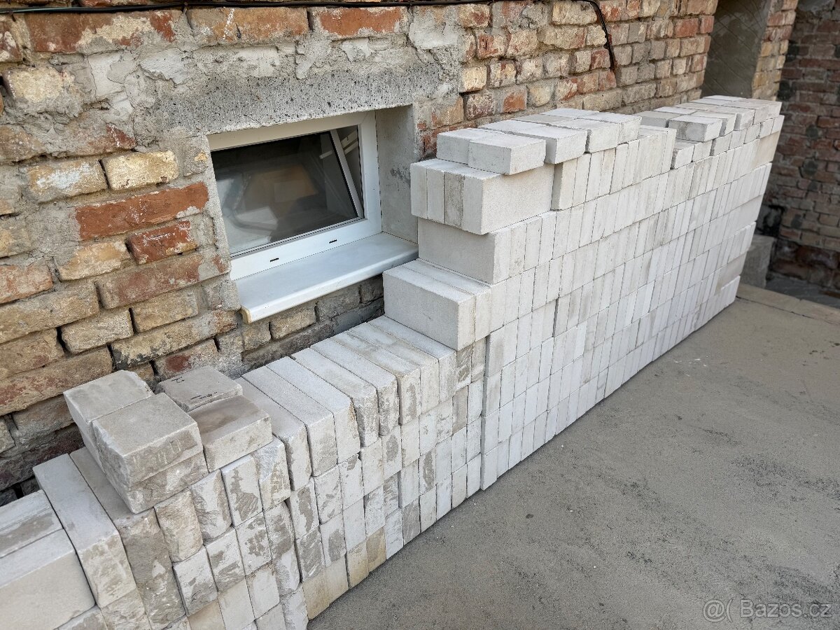 Bílá cihla - 2