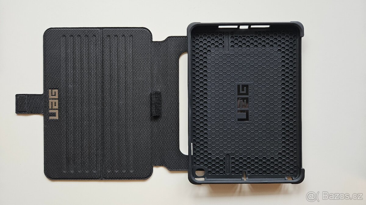 UAG pouzdro na iPad 6.generace - černé - 2