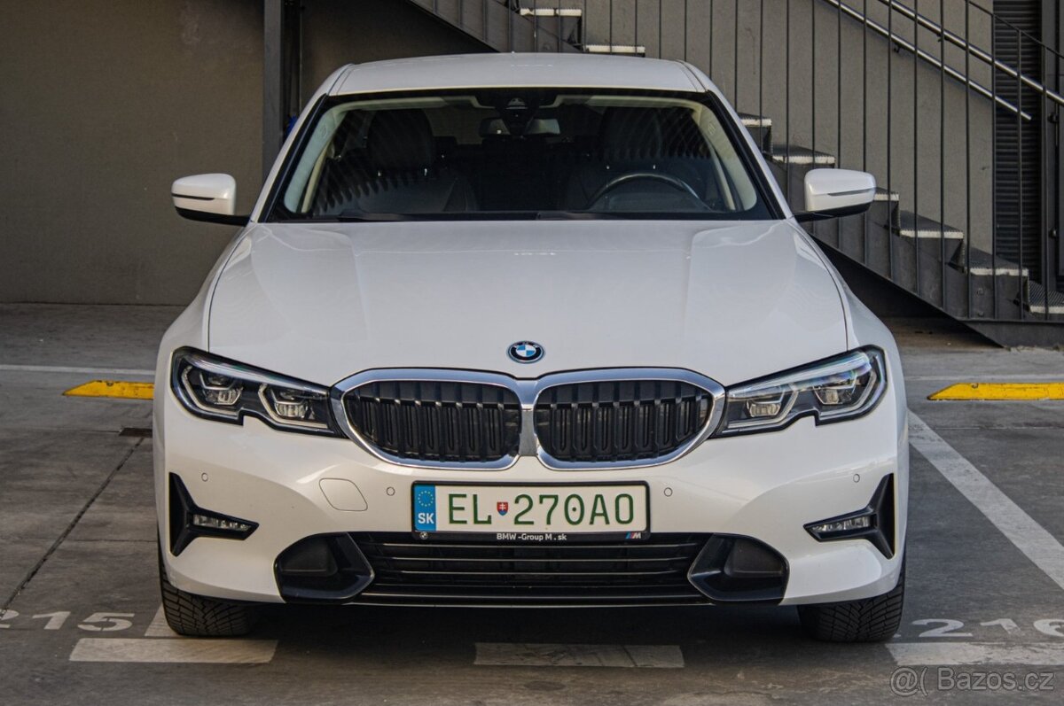 BMW Rad 3 330e ZF8 xDrive - 2