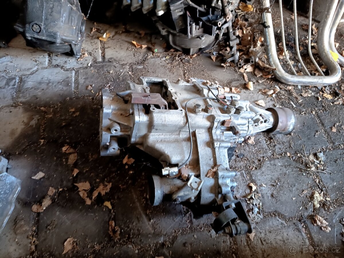 Přídavná převodovka Pajero II V20 - 2