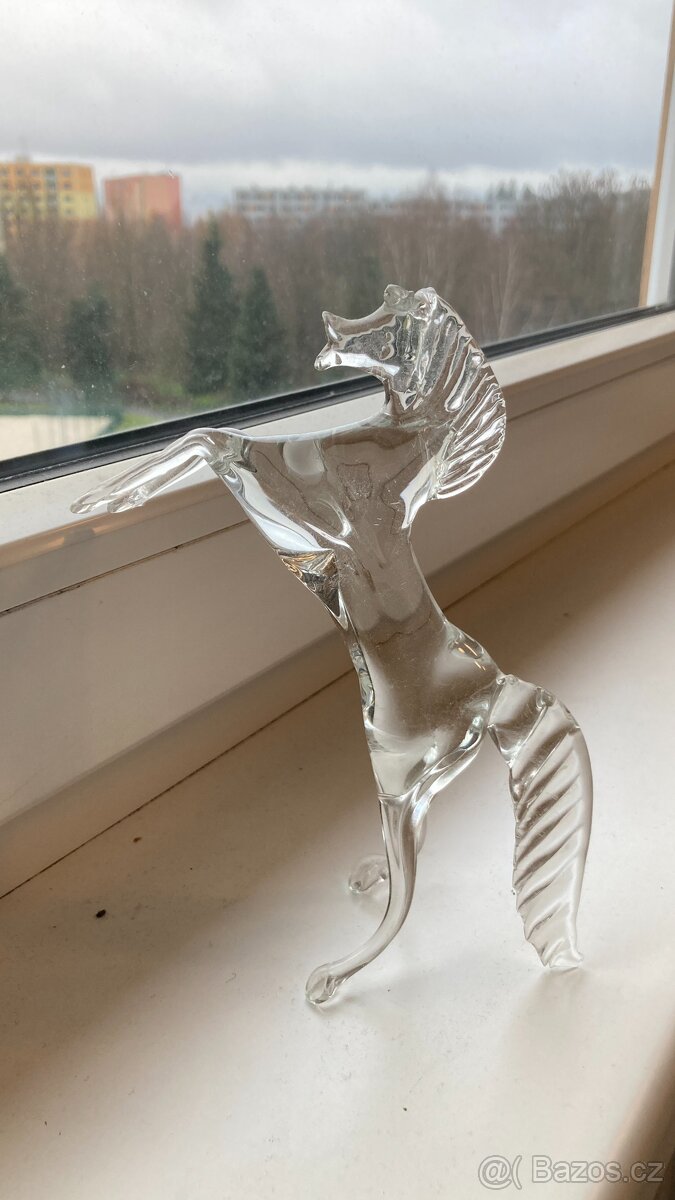 Křišťálová socha kůň - 2