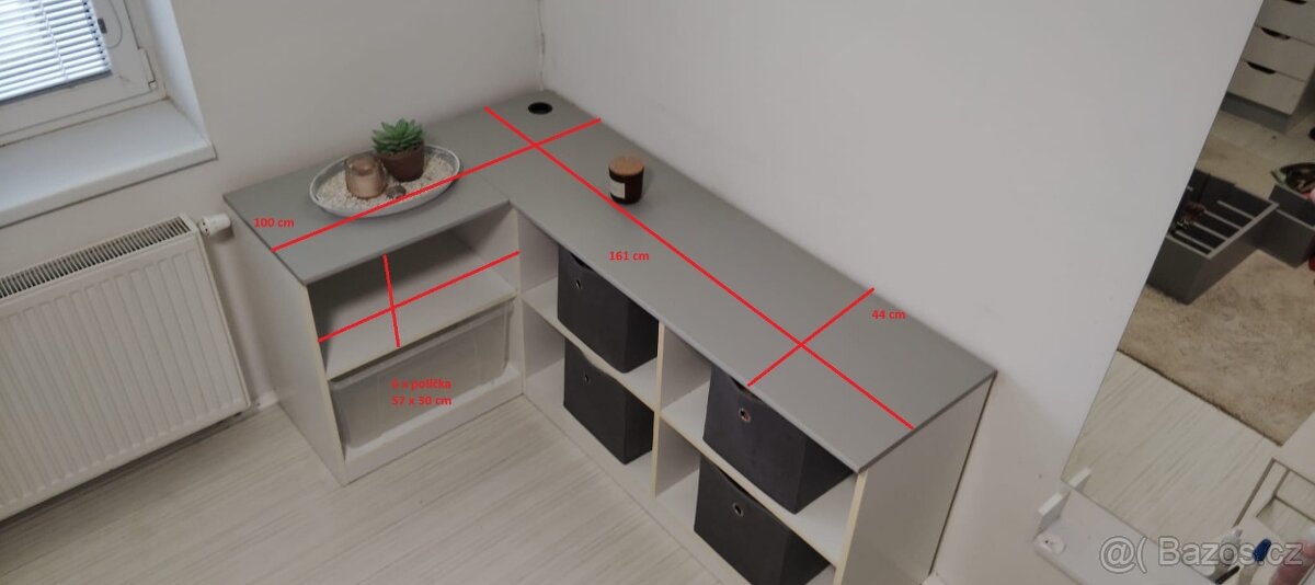 Dřevěný regál - dětský pokoj. - 2