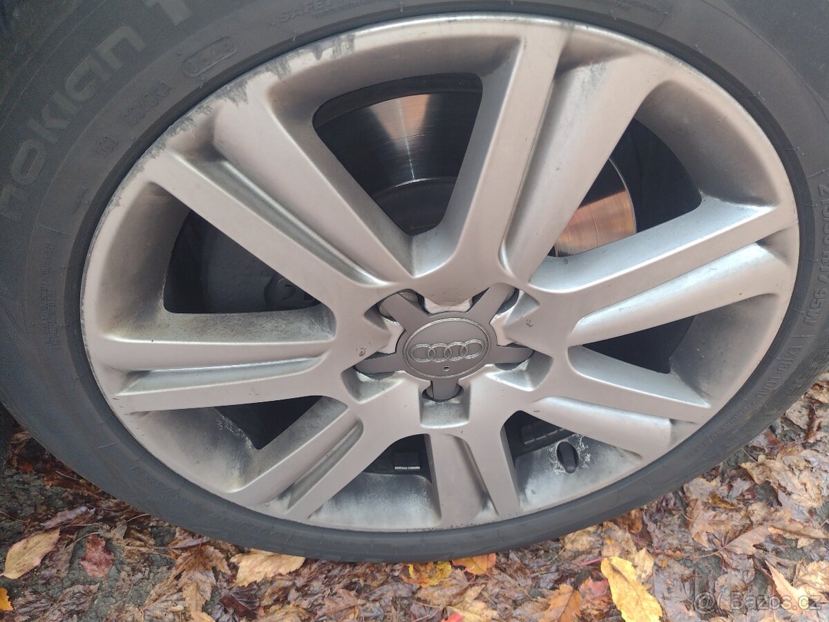 Prodám na Audi A4 b8,A5 ALU kola 17" s pneumatikami - 2