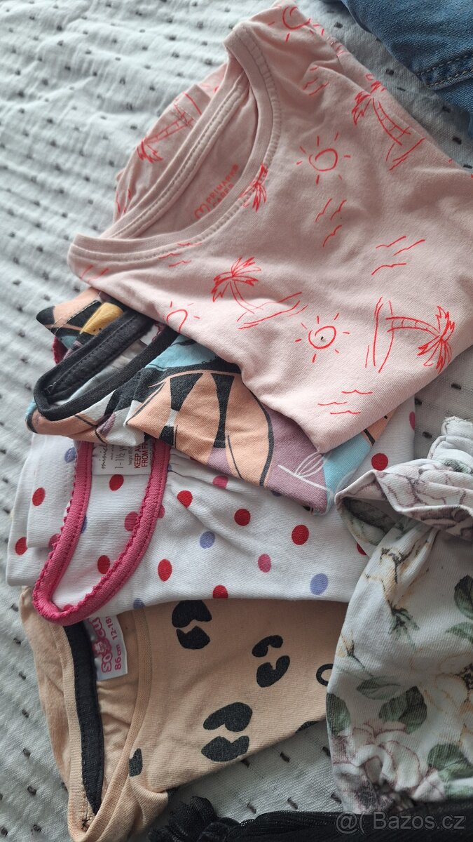 Set letního oblečení 80/86 holka - 2
