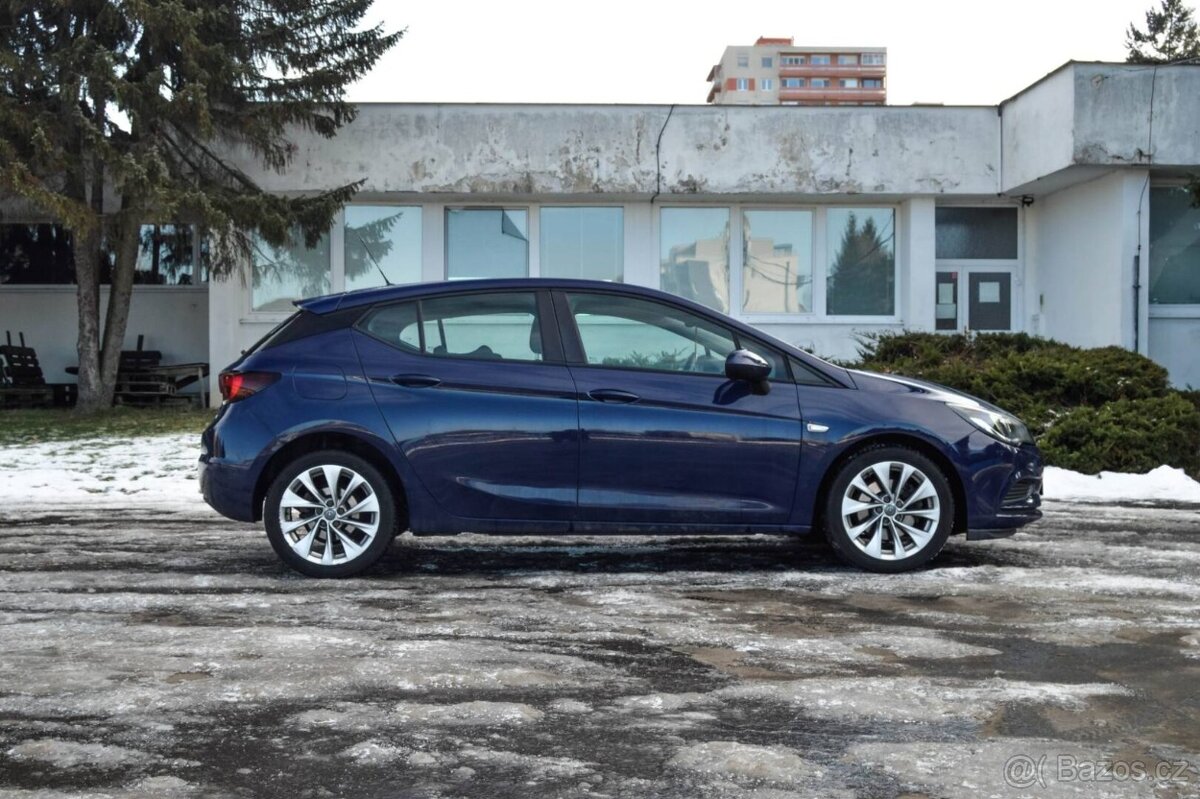 Opel Astra 1.6 CDTI 110k Enjoy - 2