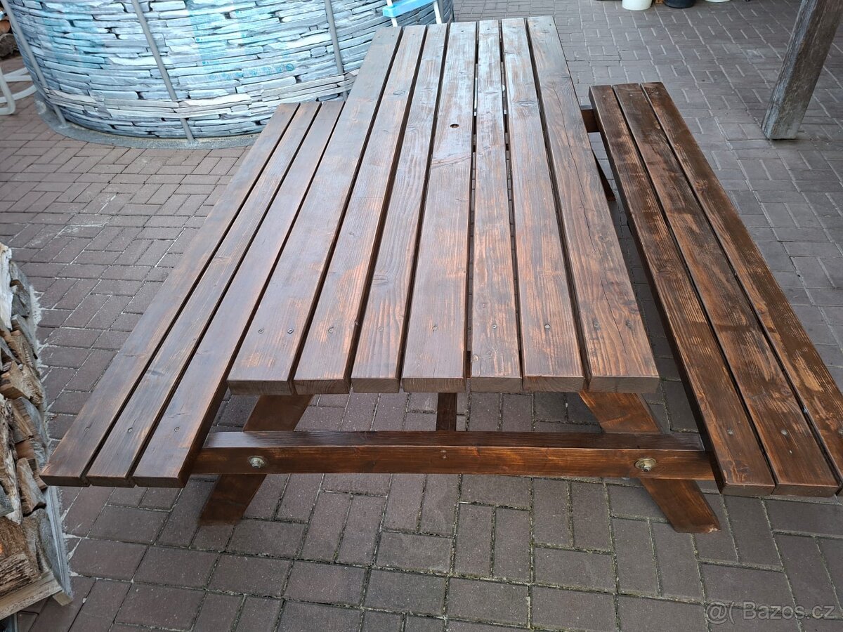 Zahradní lavice - 2