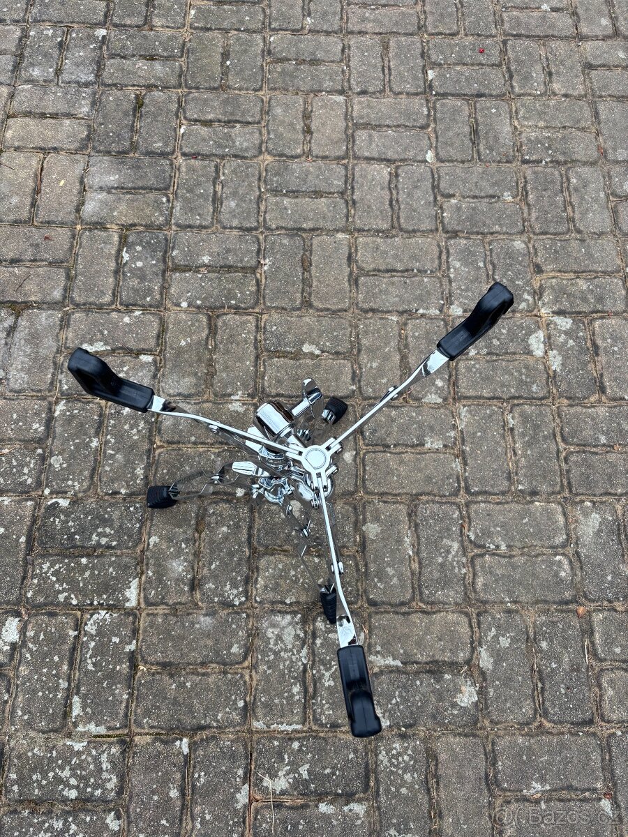 Stojan na snare Pearl - 2