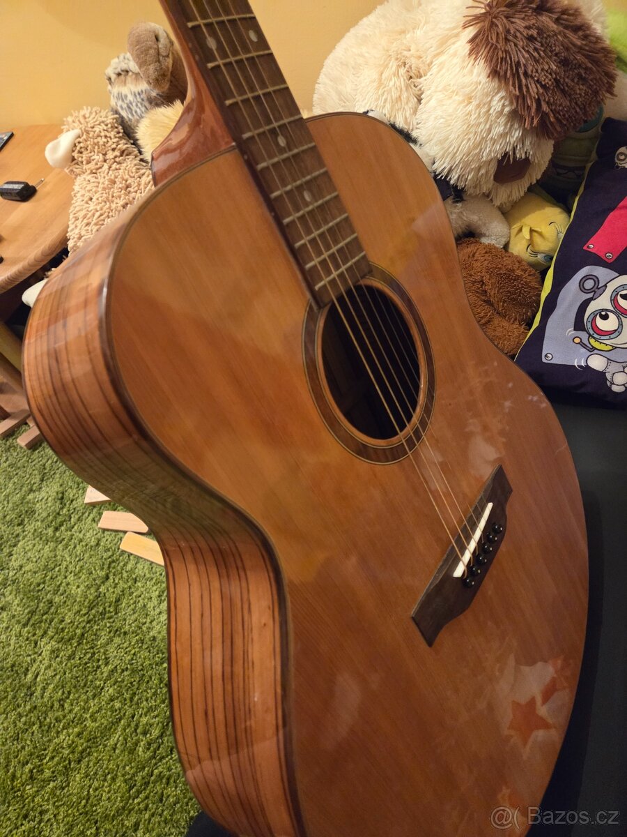 AKUSTICKA Kytara Dowina Celomasiv - 2