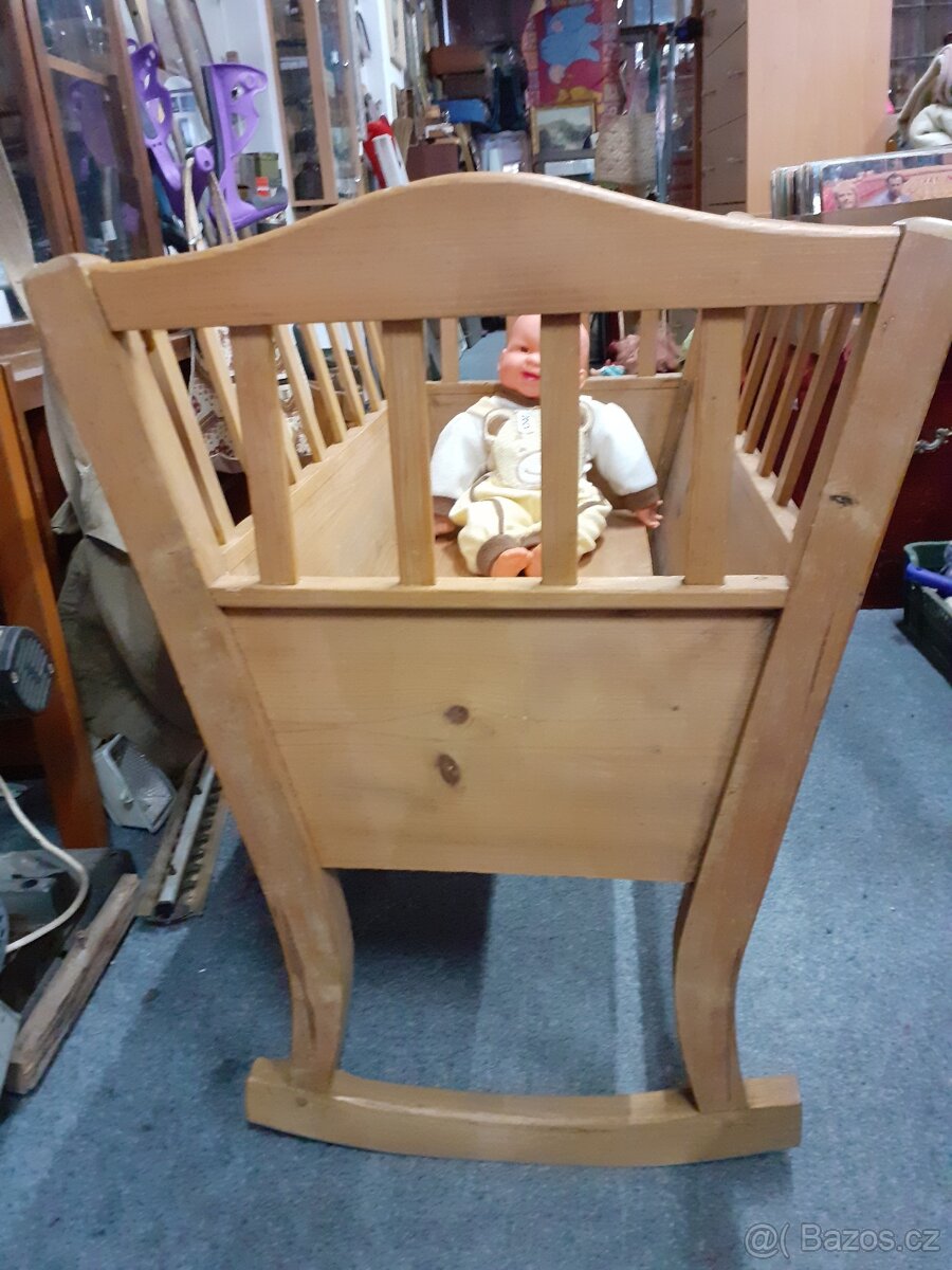 Kolíbka dřevěná - 2