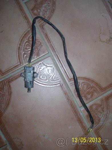 Přerušovač, brzdový spínač, vzpěra motoru KTM - 2