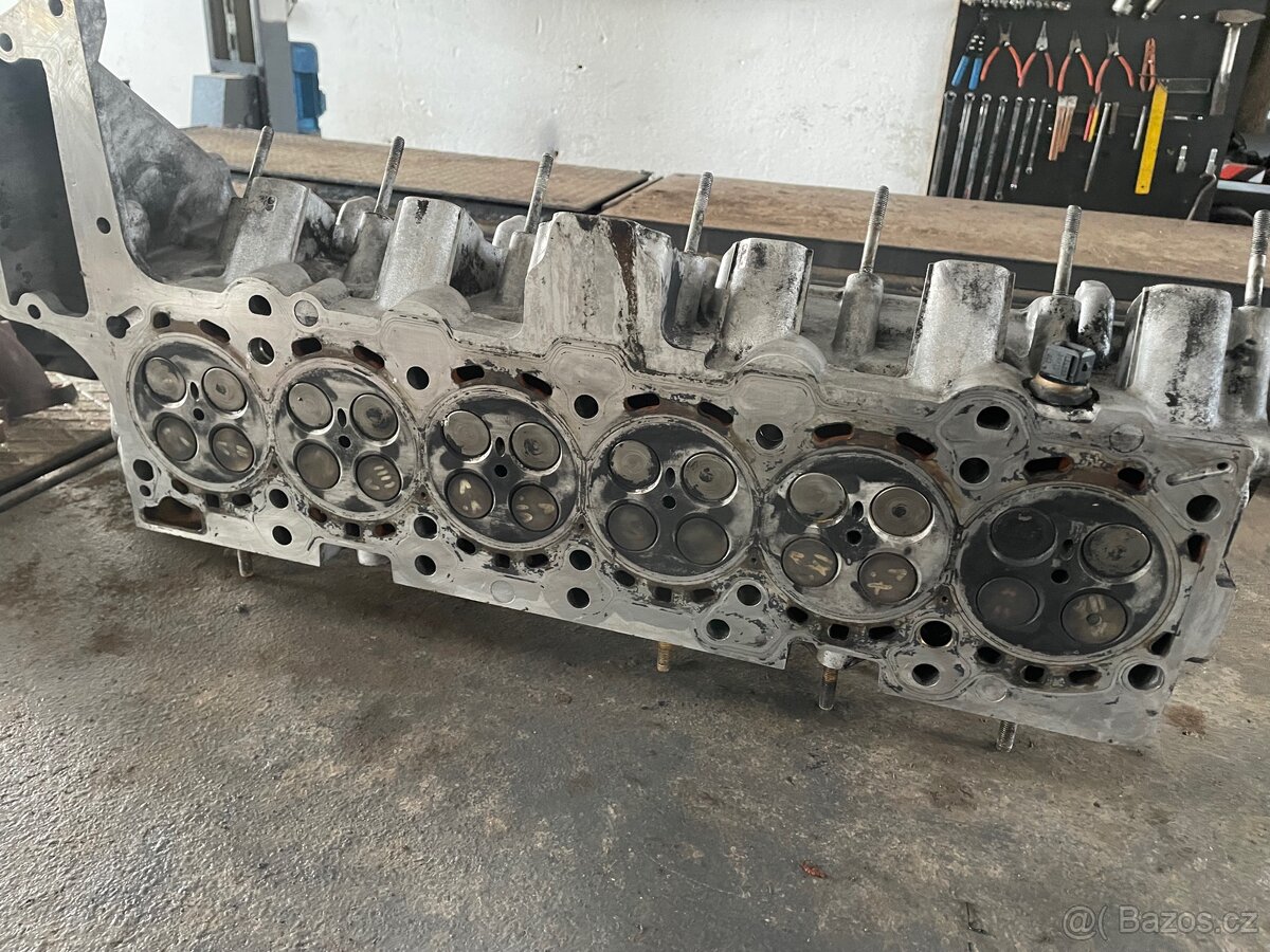 M57 306d2 hlava motoru - 2