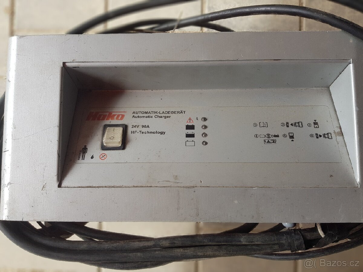 Nabíječka Hako 24V 90A - 2