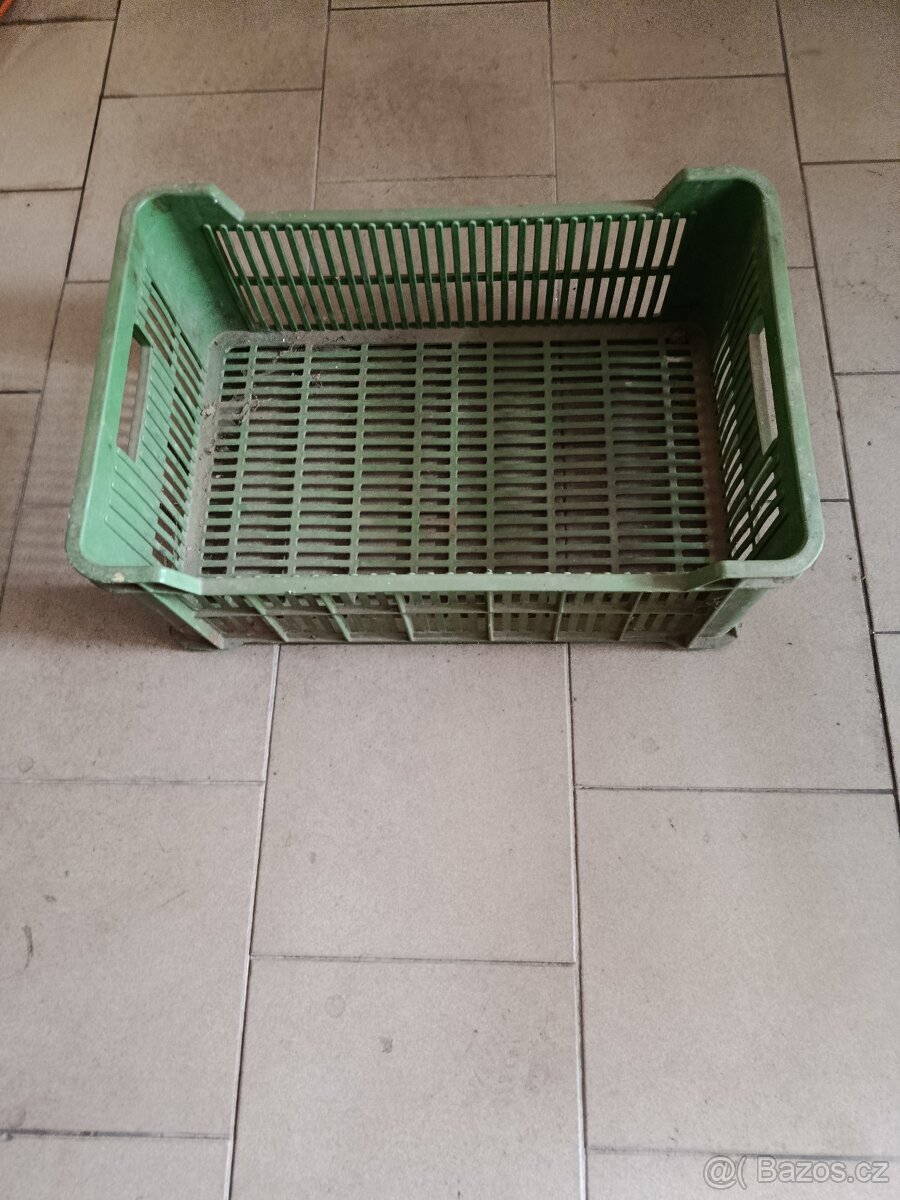Plastové přepravky - 2