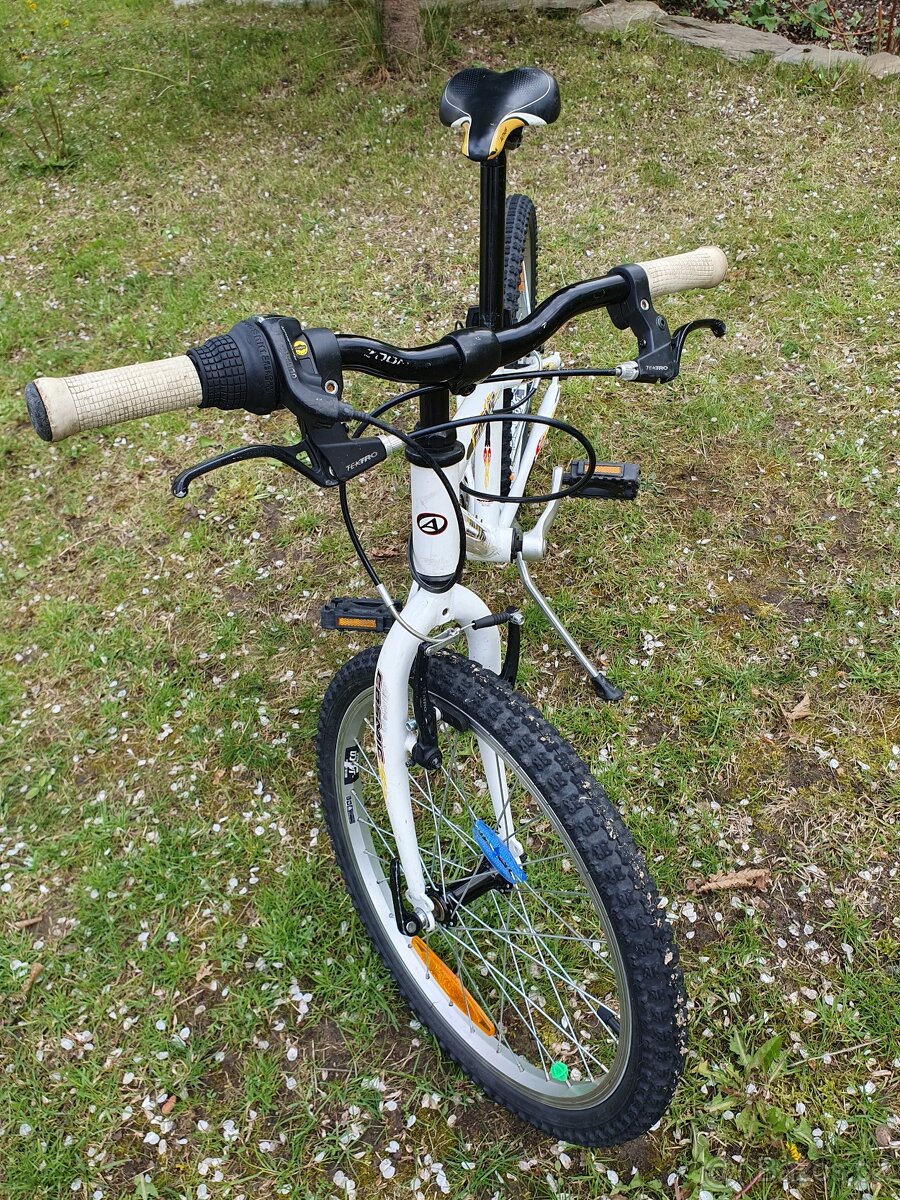 Lehké dětské kolo Author Cosmic 20" - 2