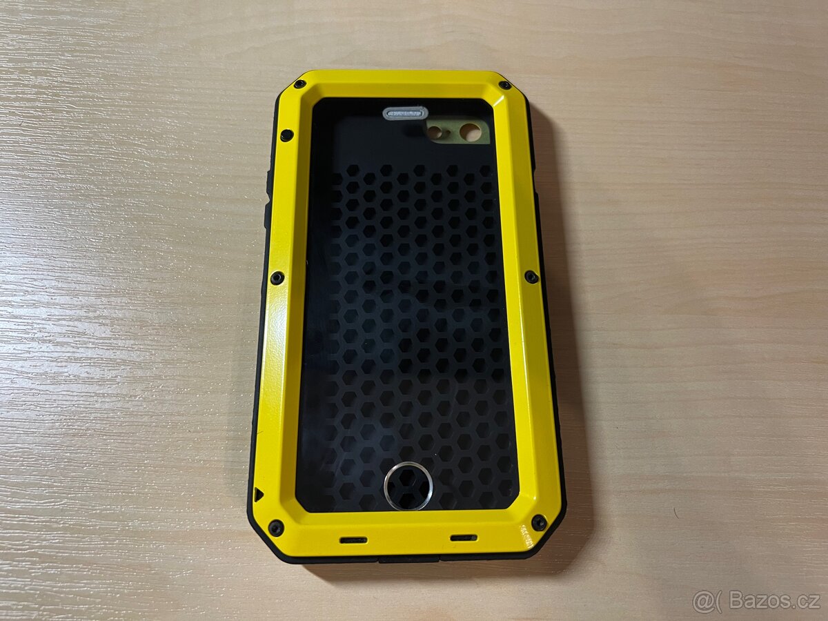 Odolný kryt na iPhone 8 - 2