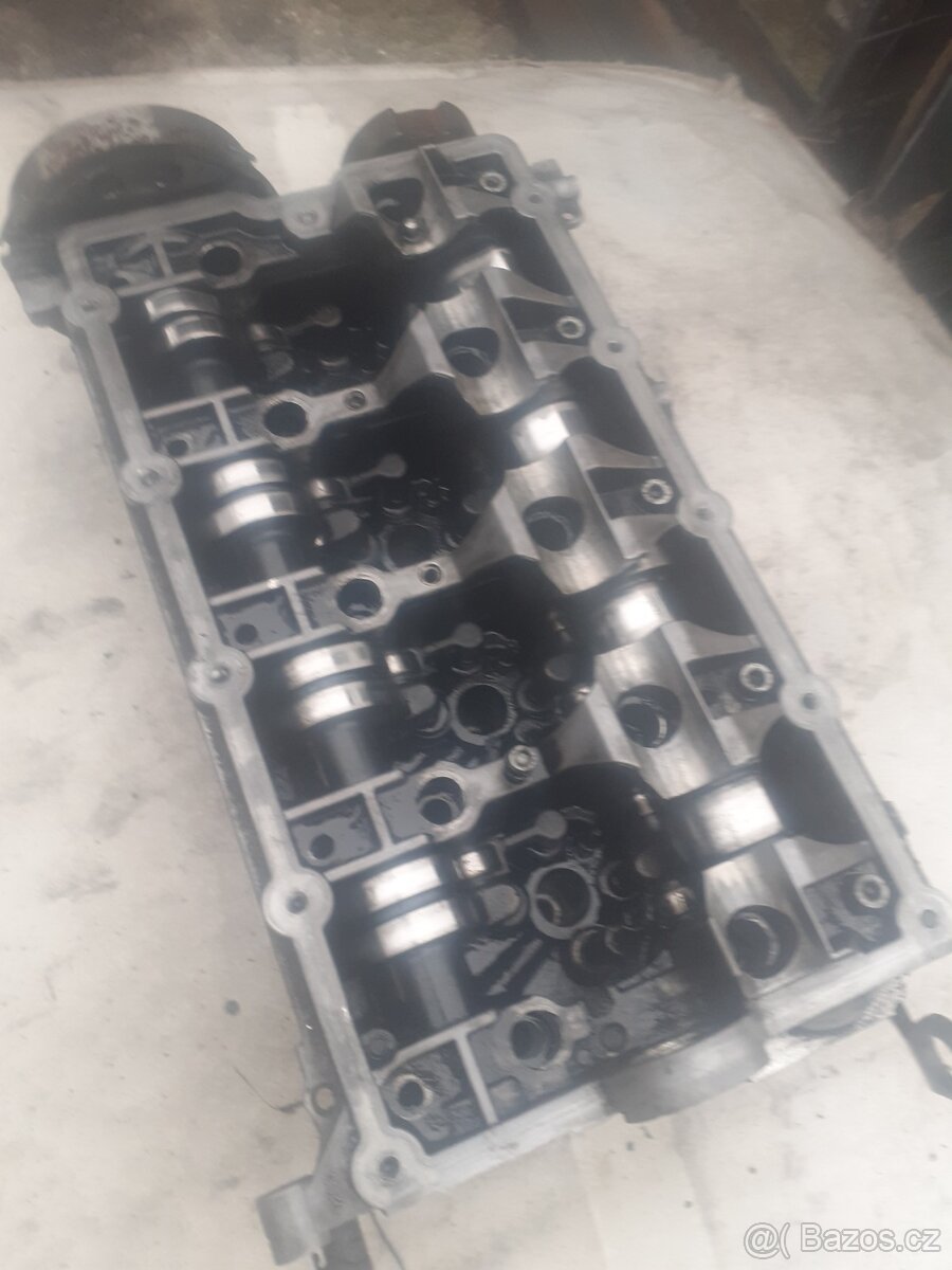 Motor bkp zatím celý,jede ale nemaže - 2