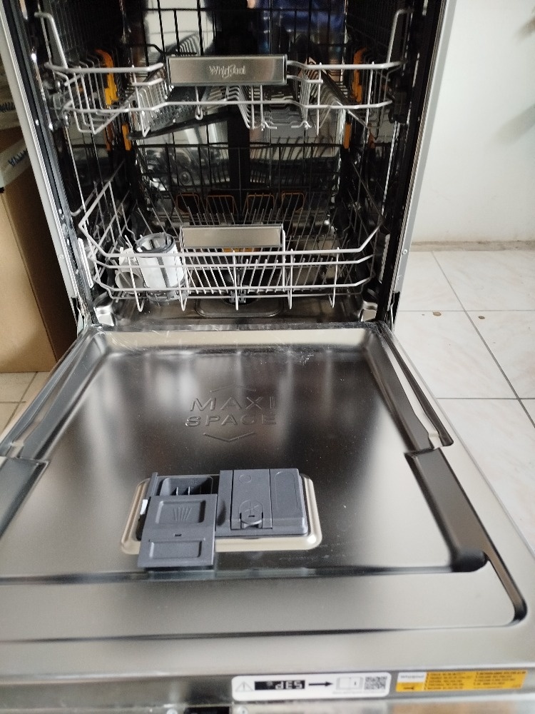 Prodám myčku Whirlpool W7F HS41 X - 2
