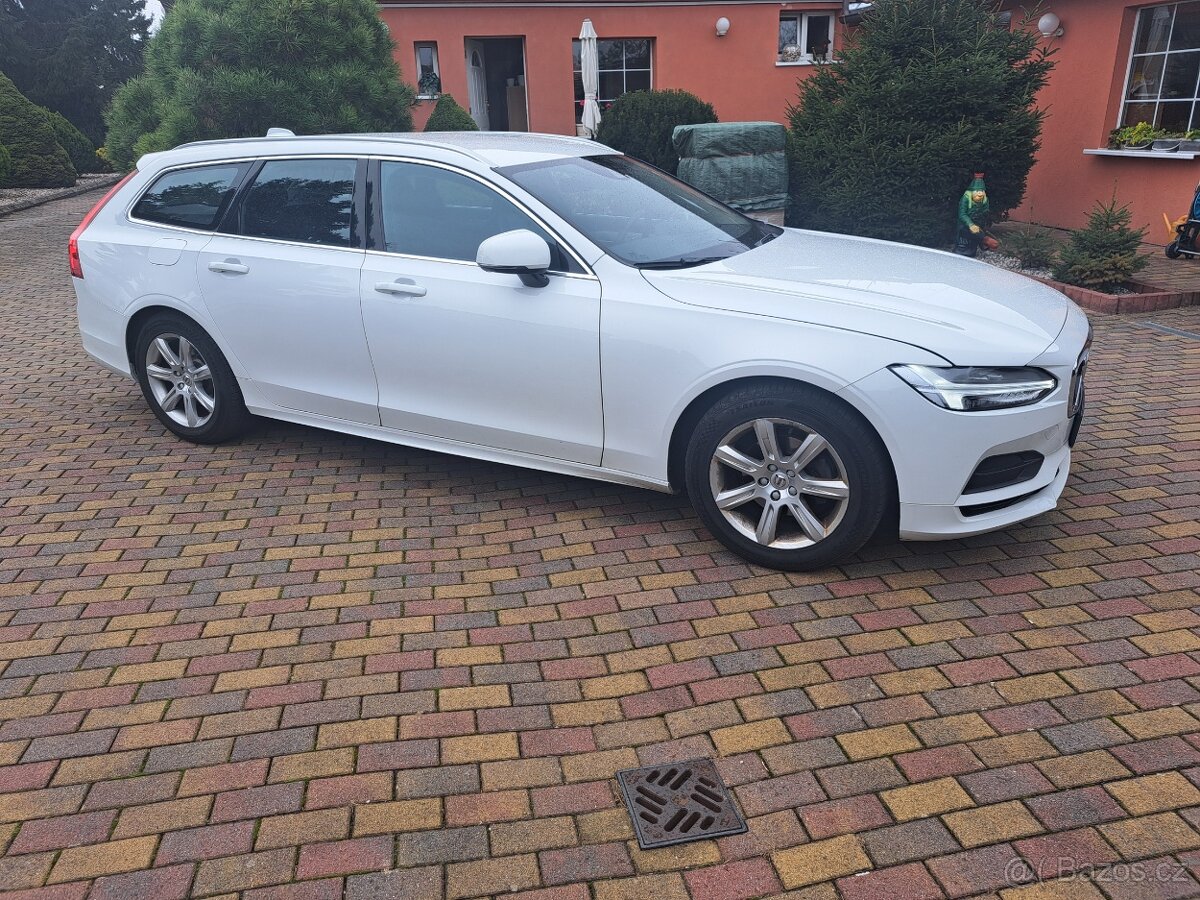 Volvo V 90 kombi 2.0 nafta - 2