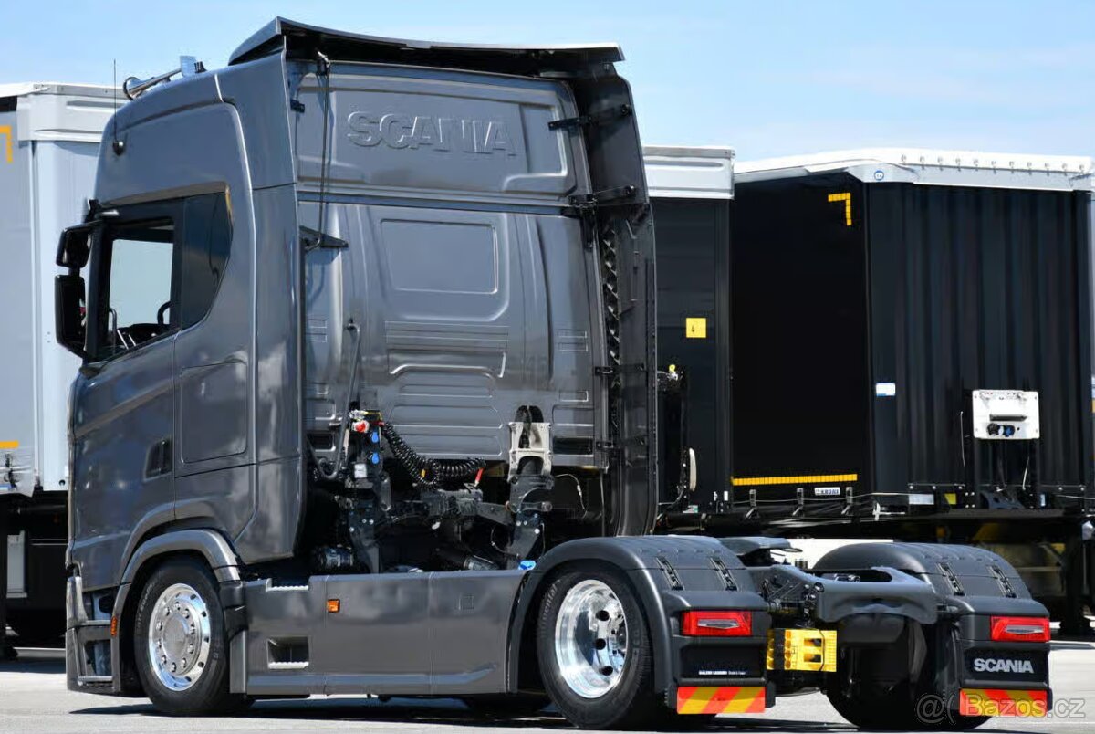 Scania Tahač pro mega návěs 500 S A4x2EB - 2