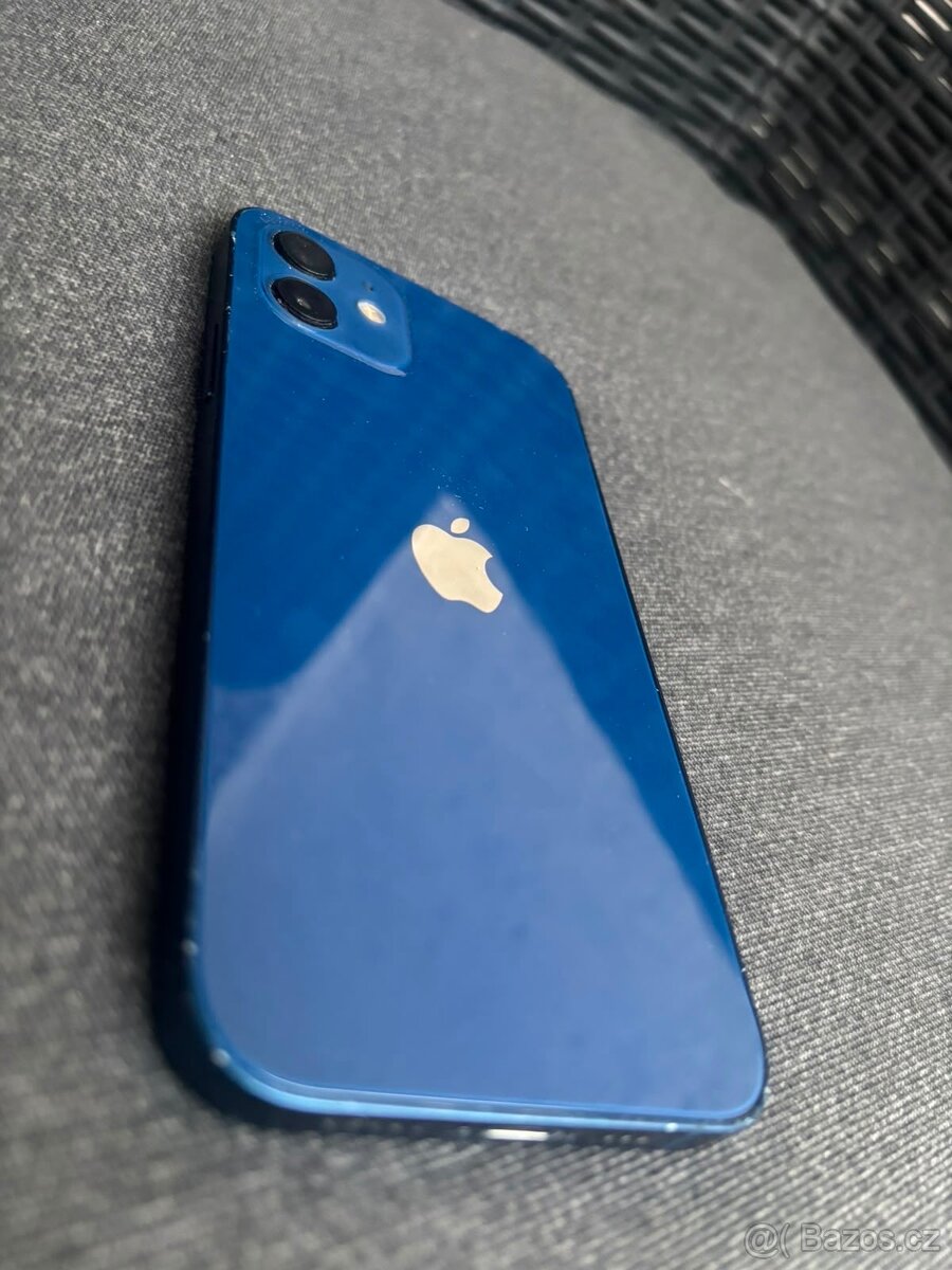 Prodám iPhone 12 – 2 000 Kč - 2