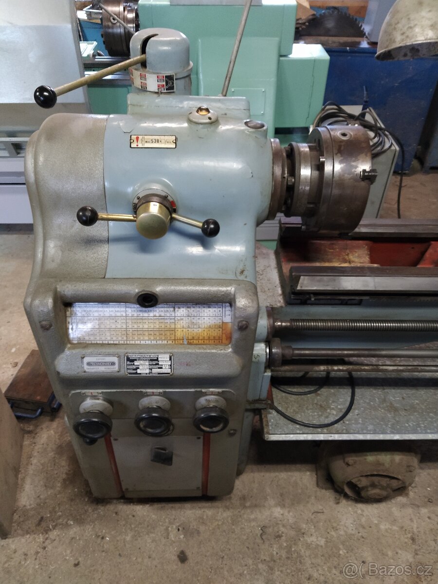 Soustruh E400 - 2