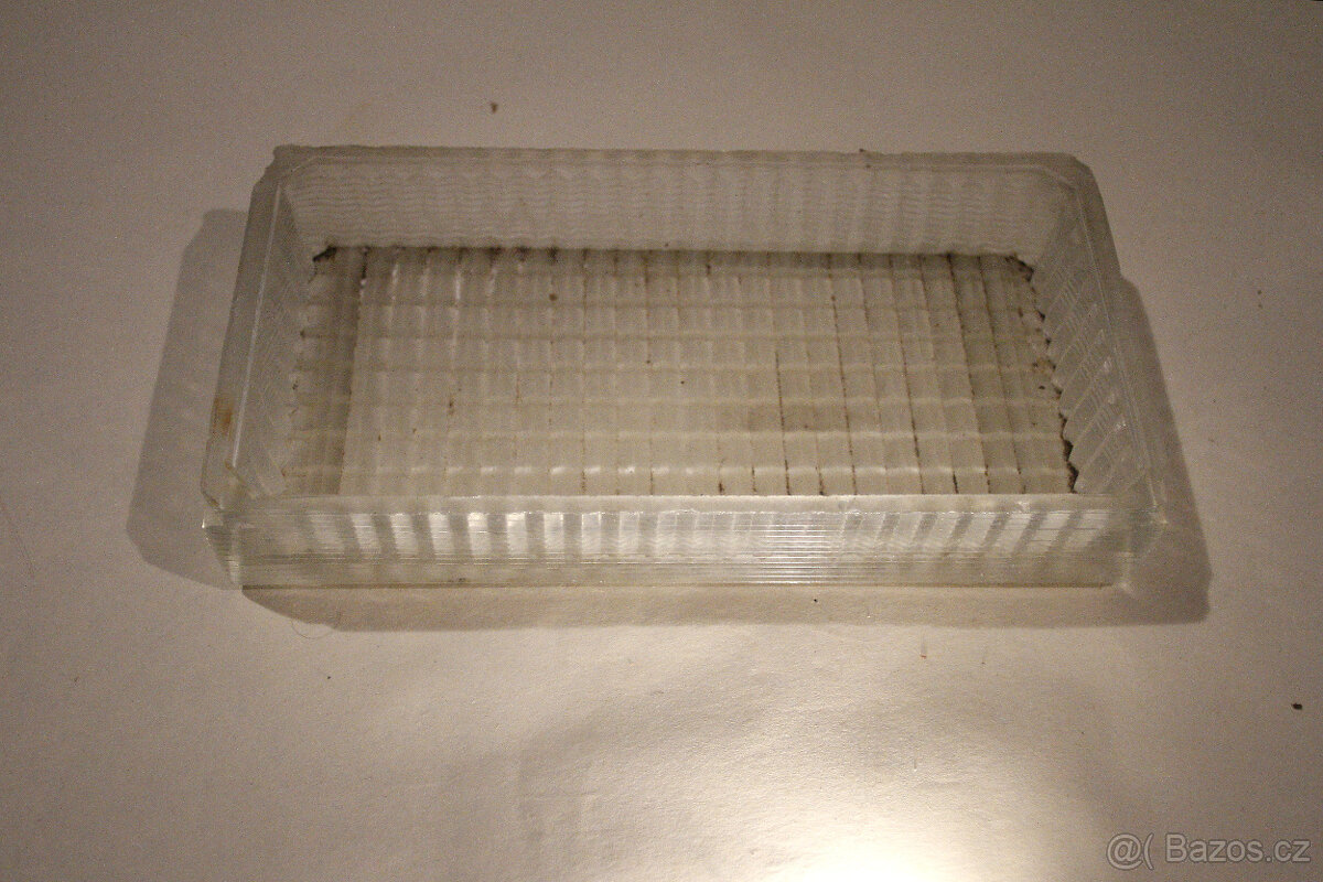 Skleněný popelník - 2