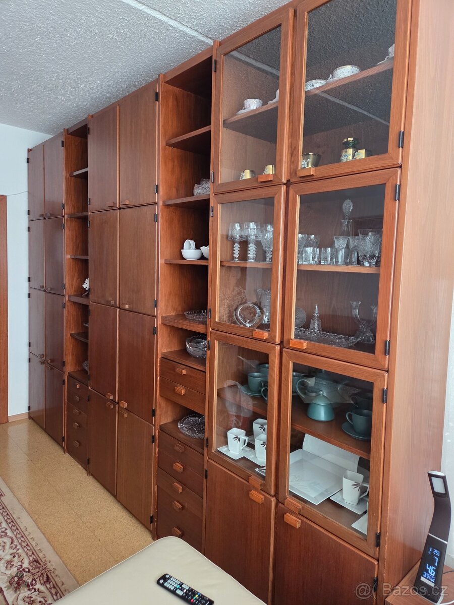 Obývací stěna - 2