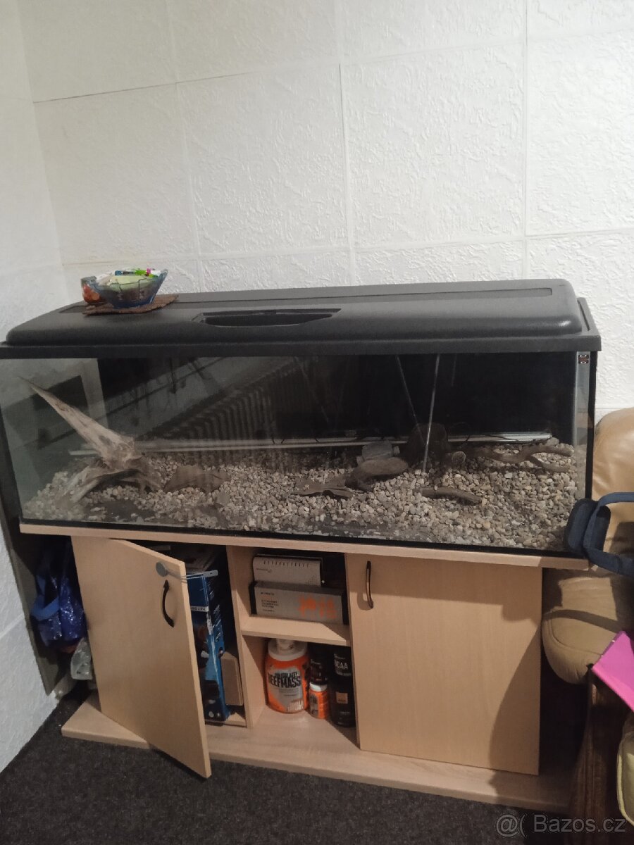 Prodám akvarium - 2