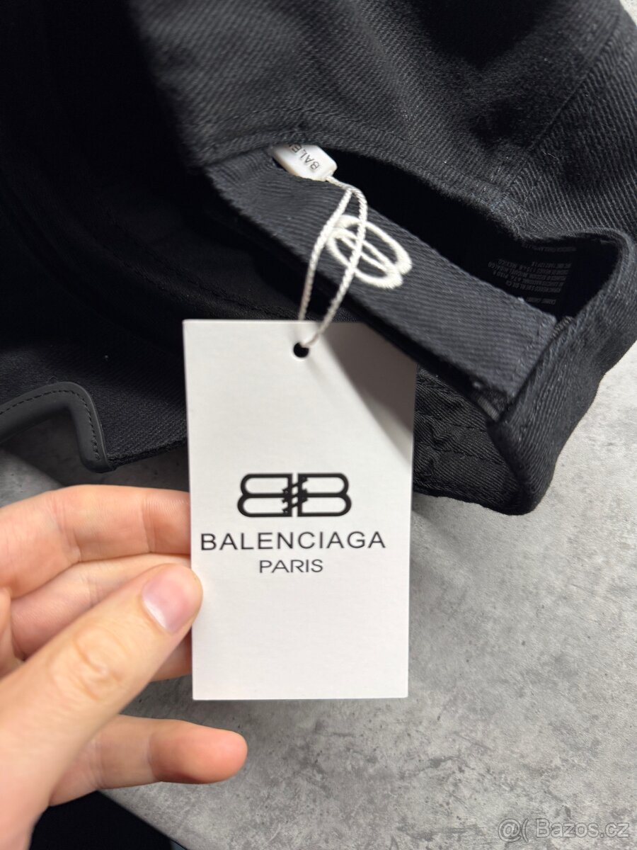 Balenciaga kšiltovka - 2