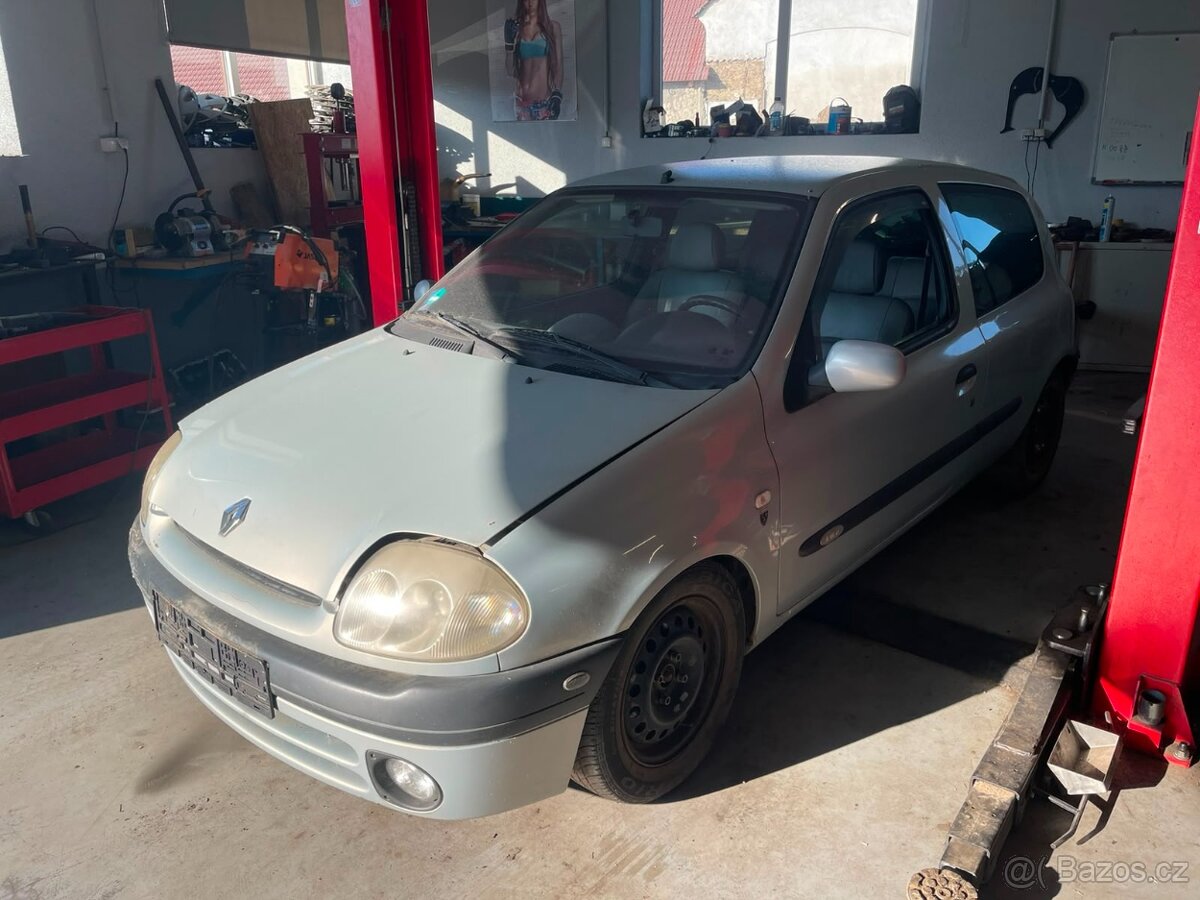 Renault Clio II 1.6i AUTOMAT, INITIALE - 2