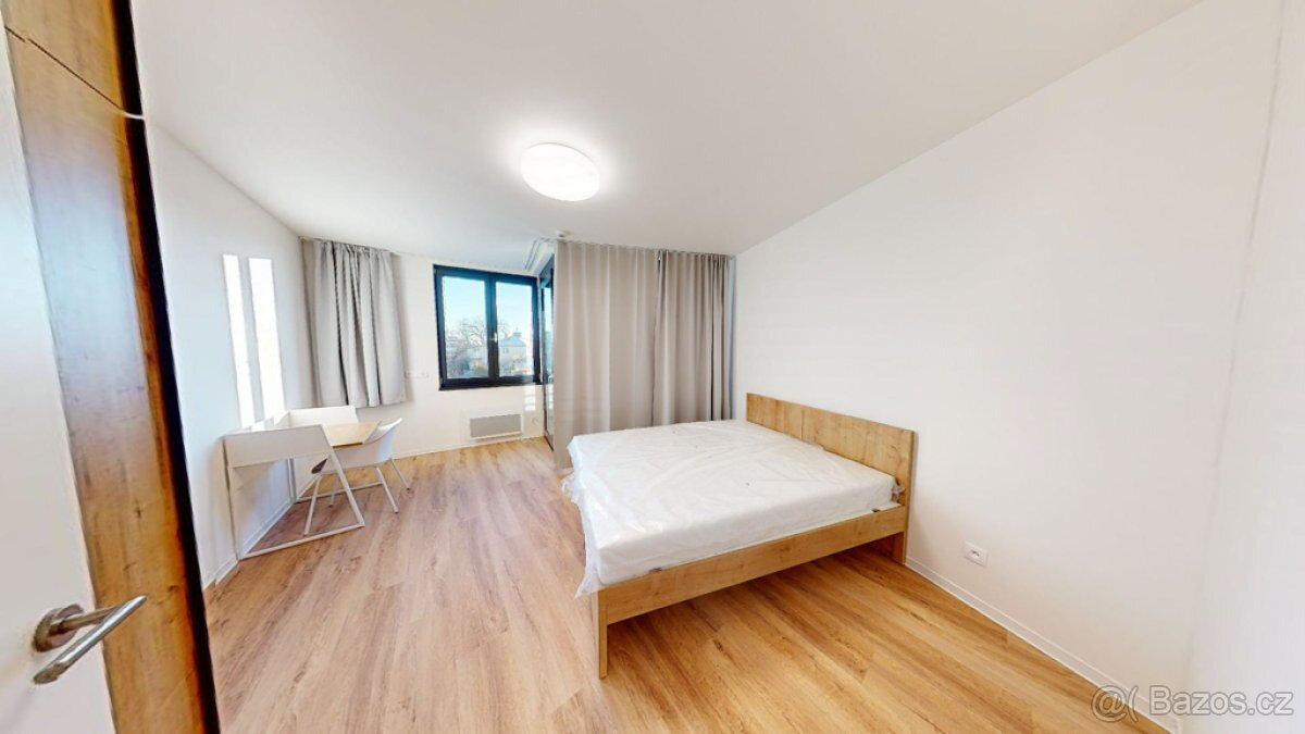 Pronájem bytu 3+kk, Na Větrníku, Břevnov, 29001 Kč/měs, 92 m - 2
