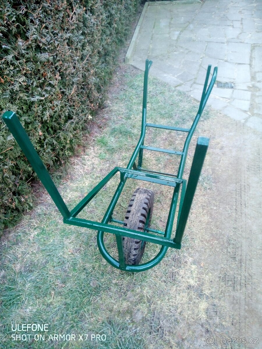 Trakař na dřevo - 2