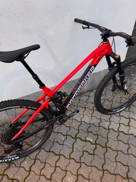 Mondraker Foxy R Deep ve velikosti M - 2
