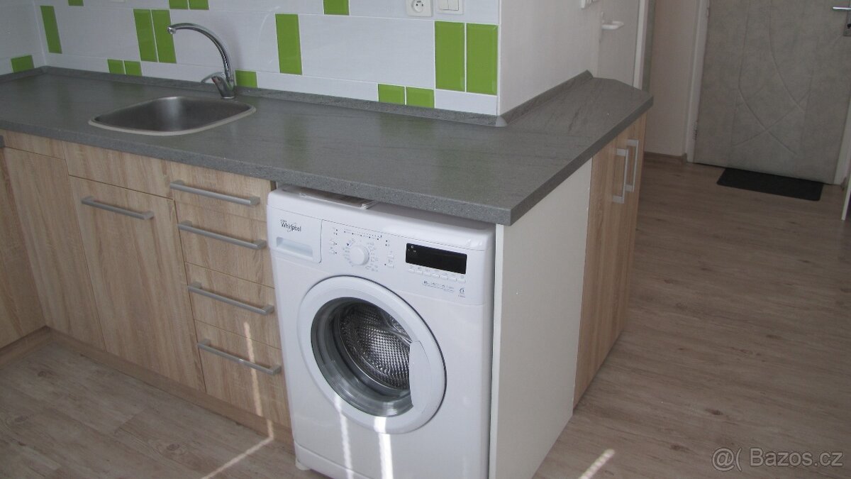 Pronájem bytu 1+1 v Kopřivnici - 2