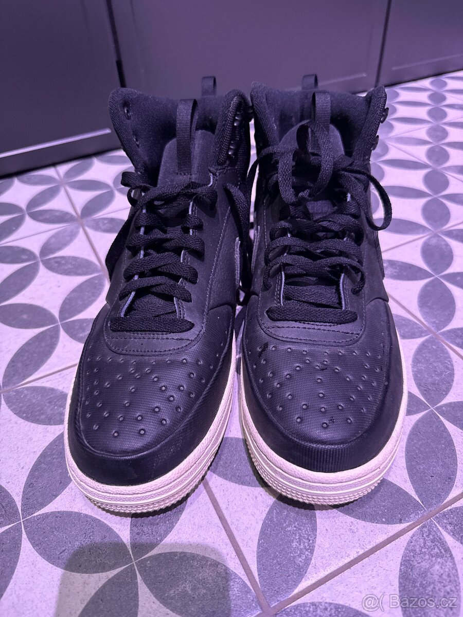 Boty Nike velikost 44 TOP STAV - 2