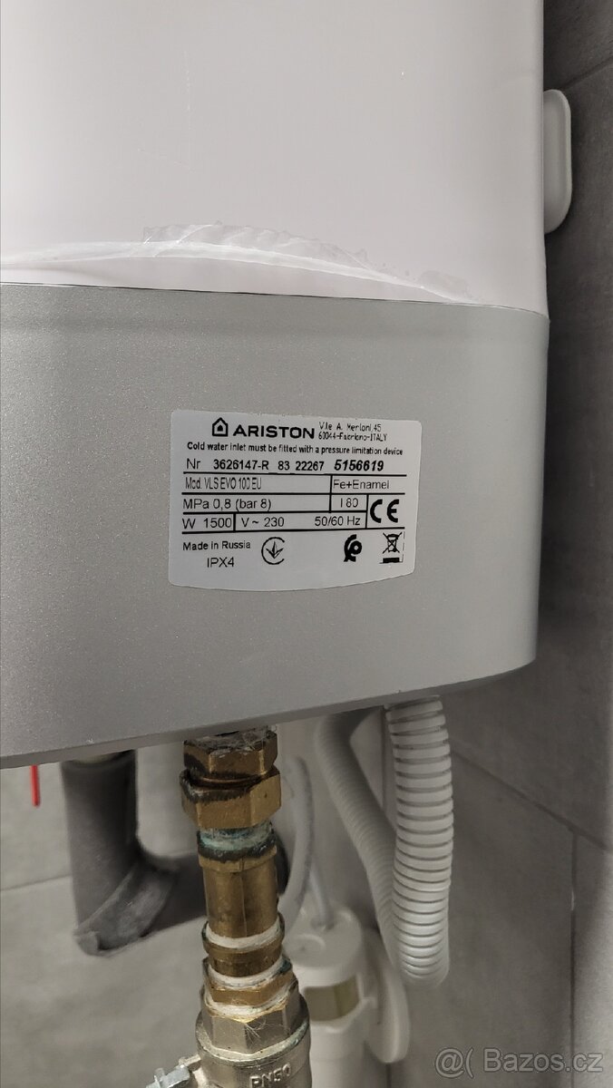 Ariston VELIS EVO 100 Elektrický zásobníkový ohřívač vody - 2