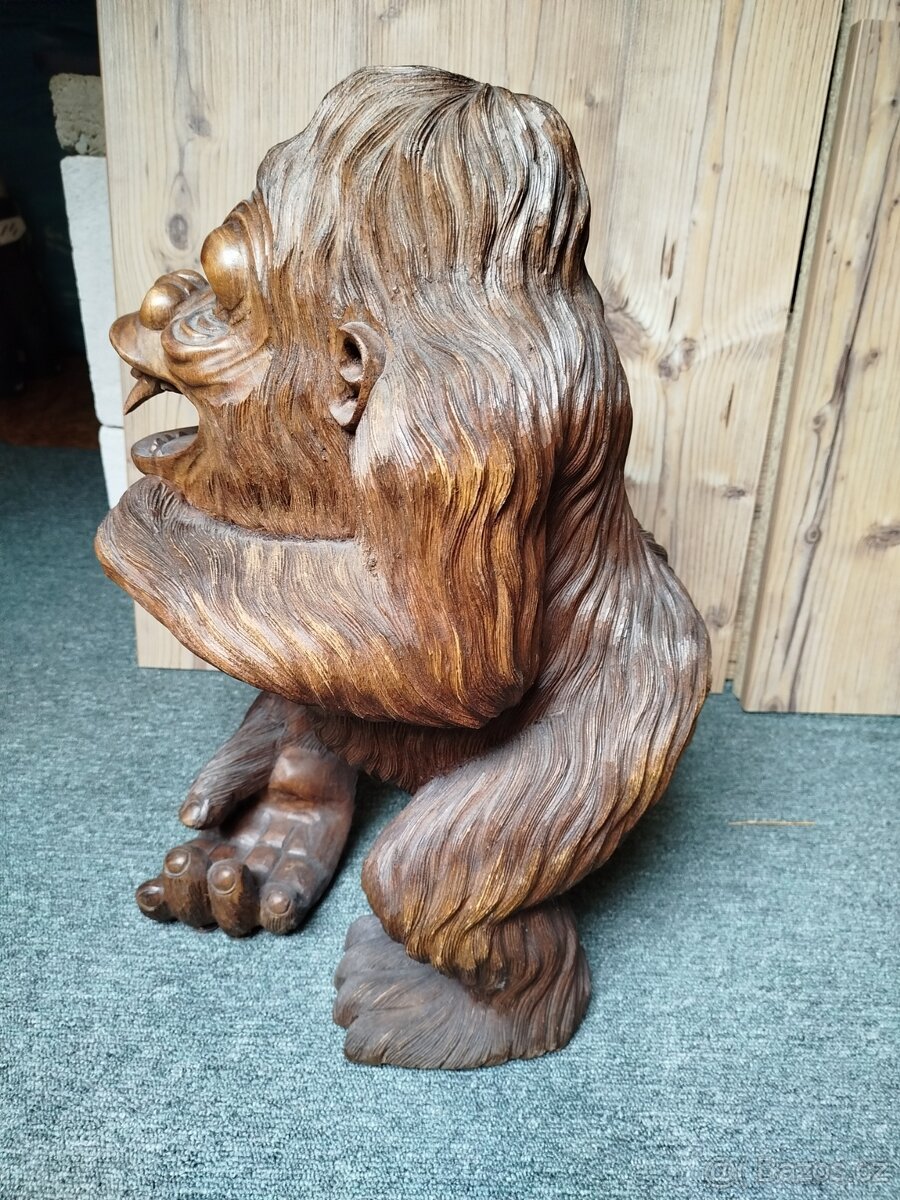 Socha opice z tropického dřeva ruční práce - 2