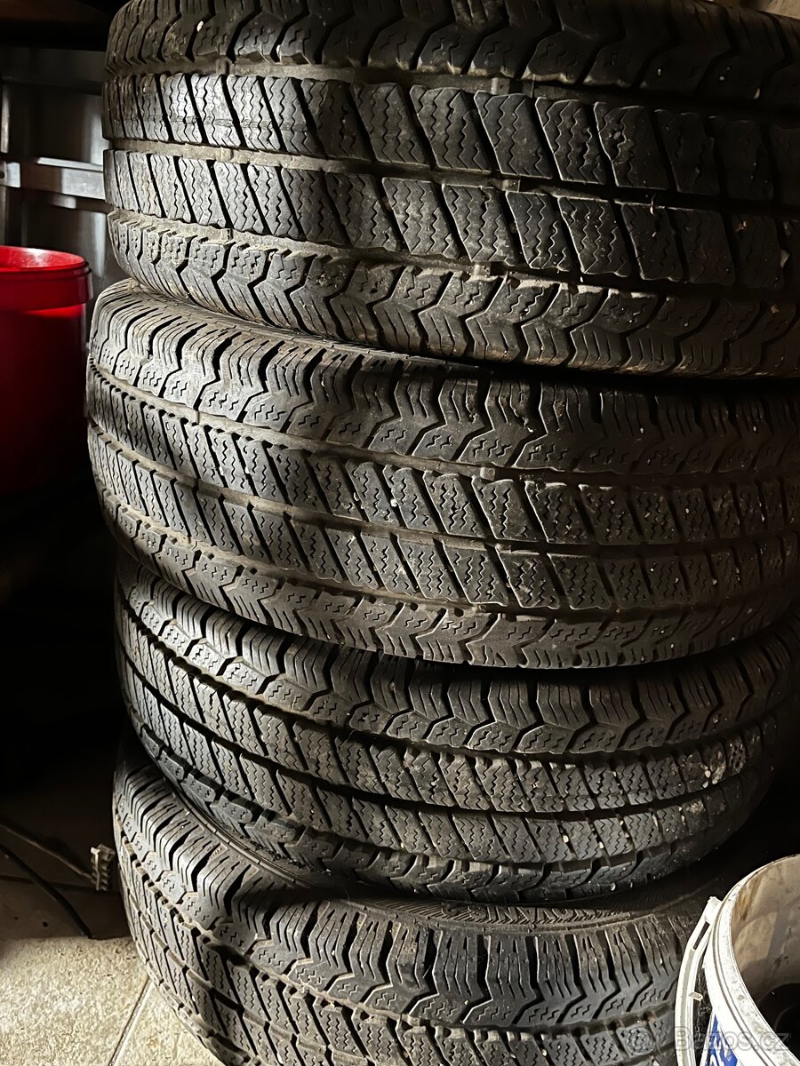 205/65r16c - 2