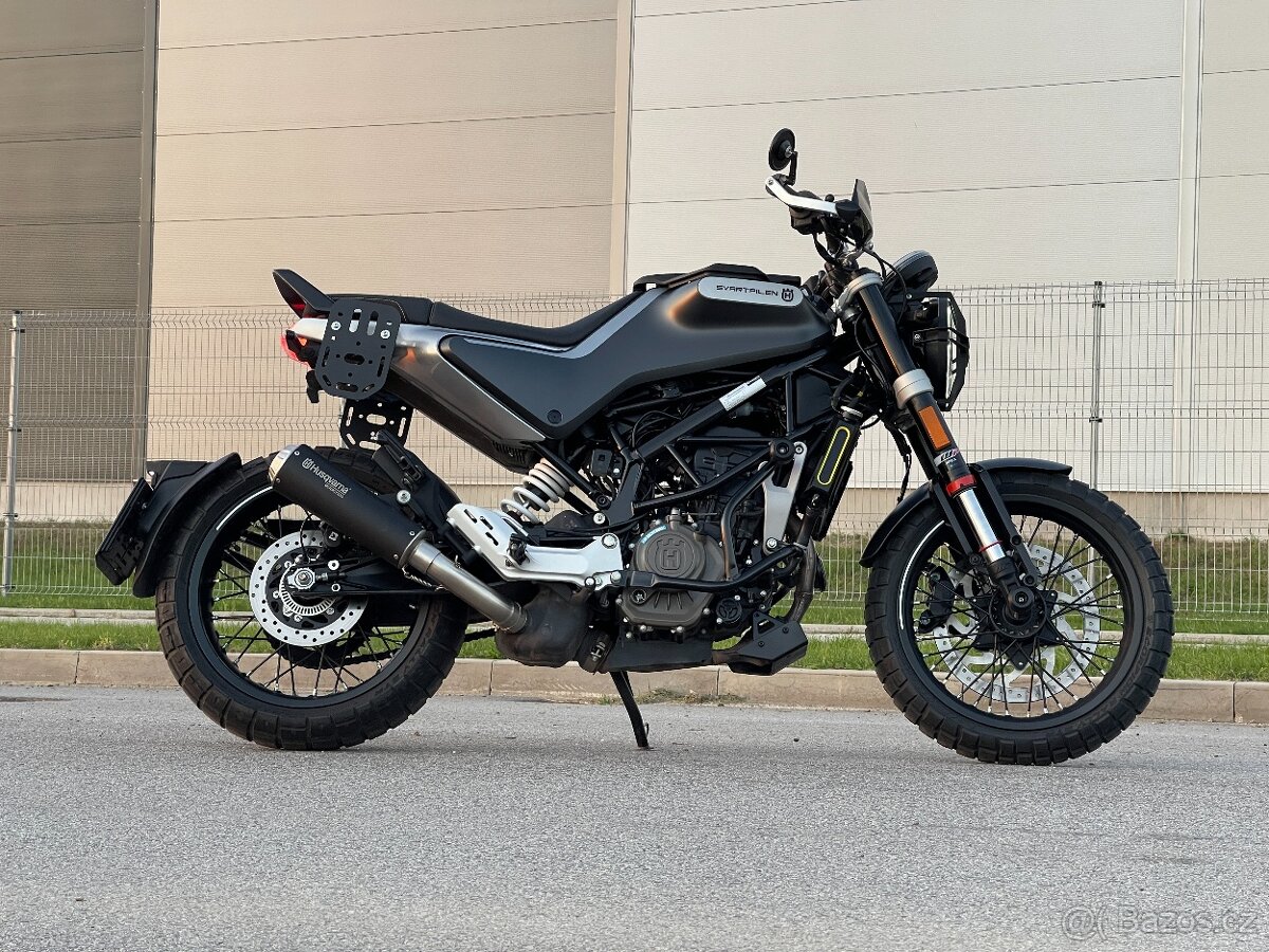 Husqvarna Svartpilen 125 2023 11 kW A1 1. majitel - 2