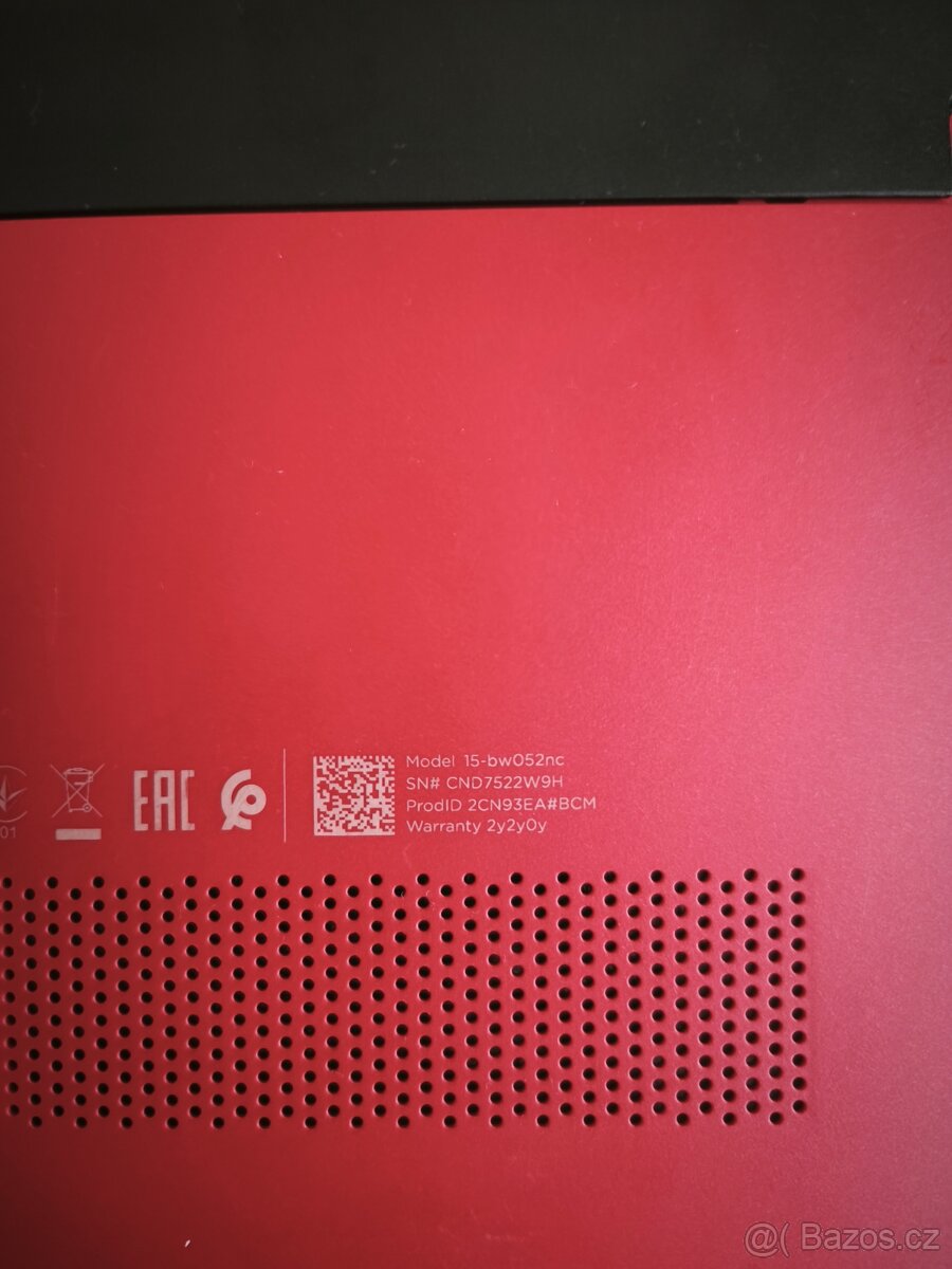 Notebook HP 15-bw052nc červený - 2