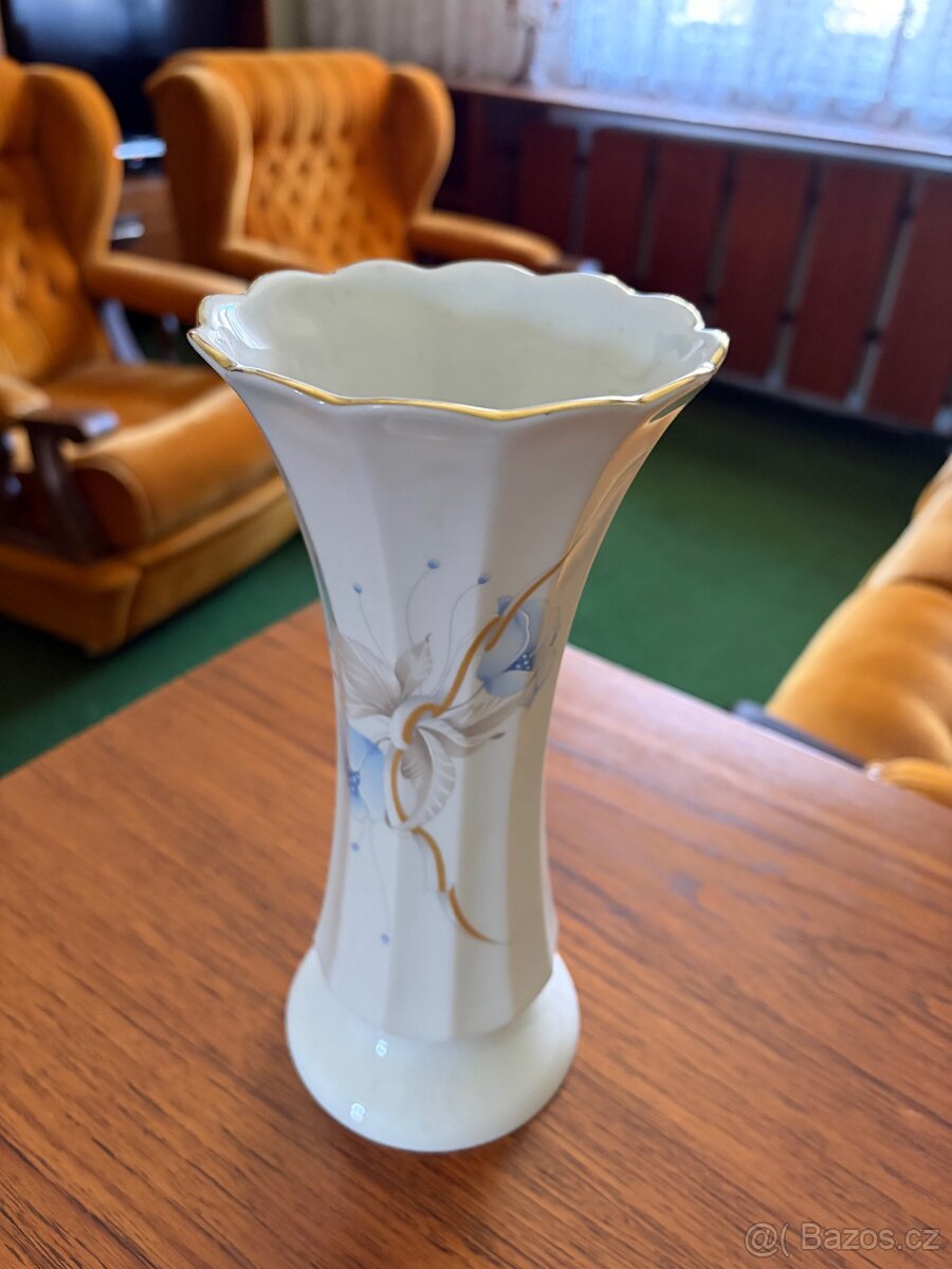 Porcelánová váza - 2