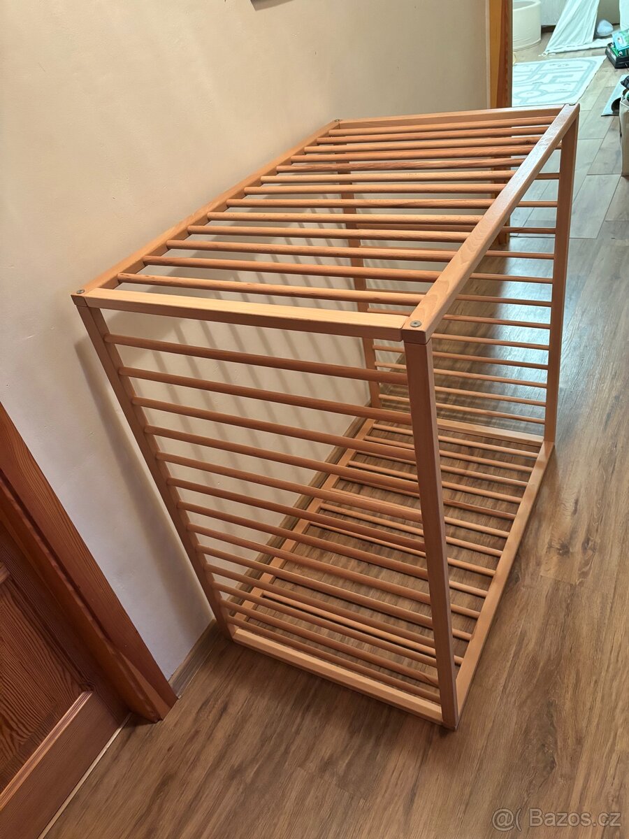 Dřevěná ohrádka - 2