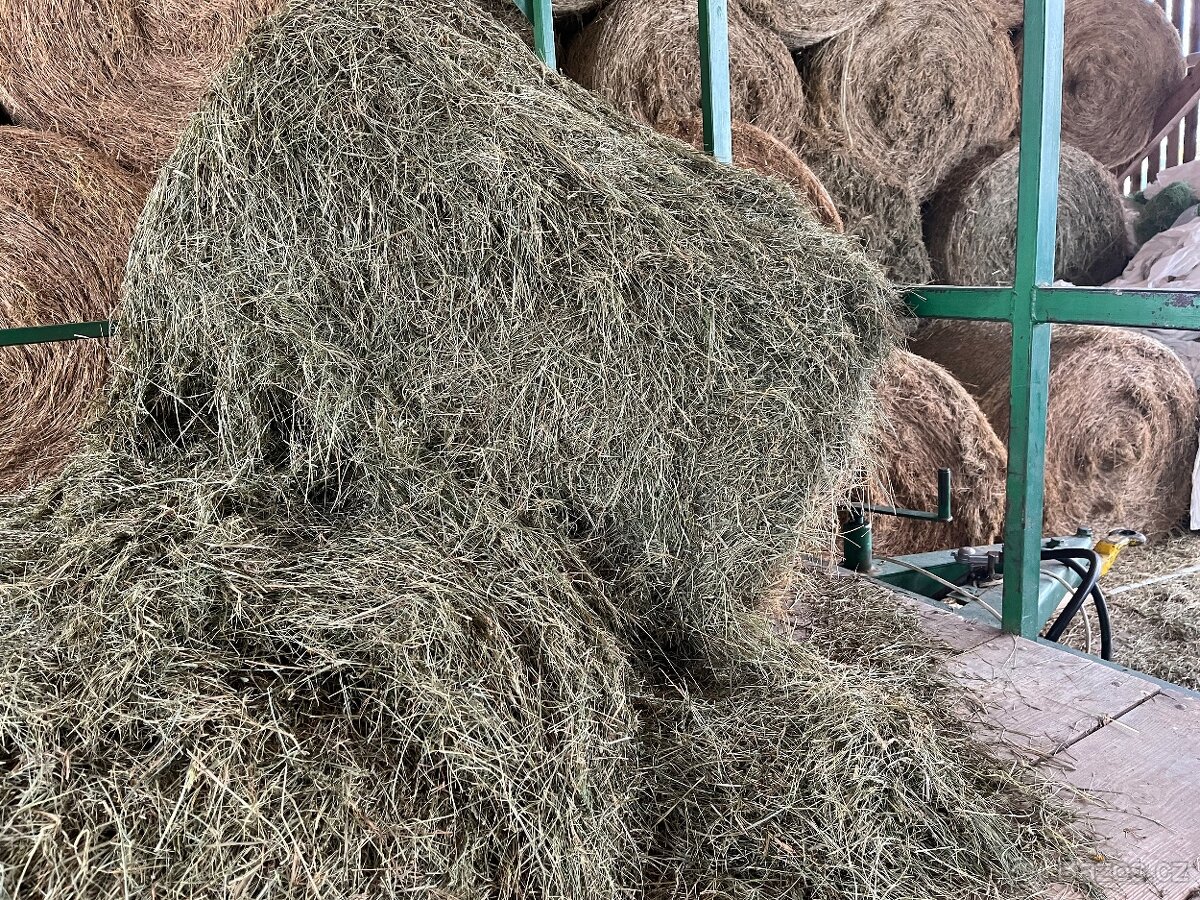 Seno kulaté balíky - 2