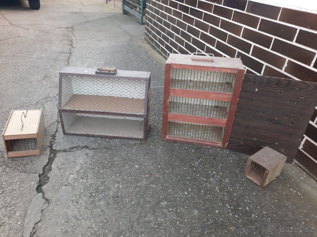 Klec,přenosné budky a další. - 2