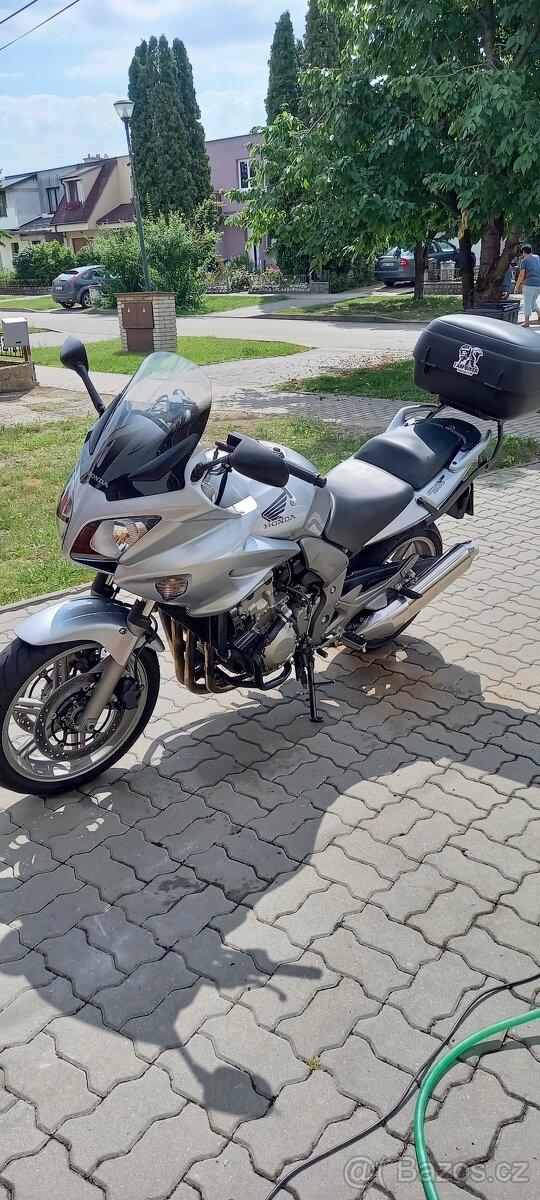 Honda CBF 1000 - 2