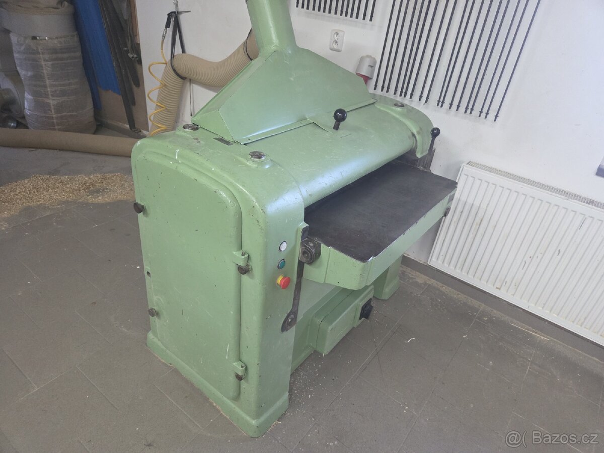 Protahovačka-tloušťkovací frézka - 2